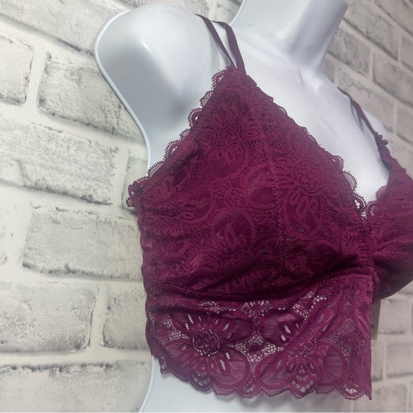 Blake & Co. Lace Racerback Bralette Large - Picture 2 of 8